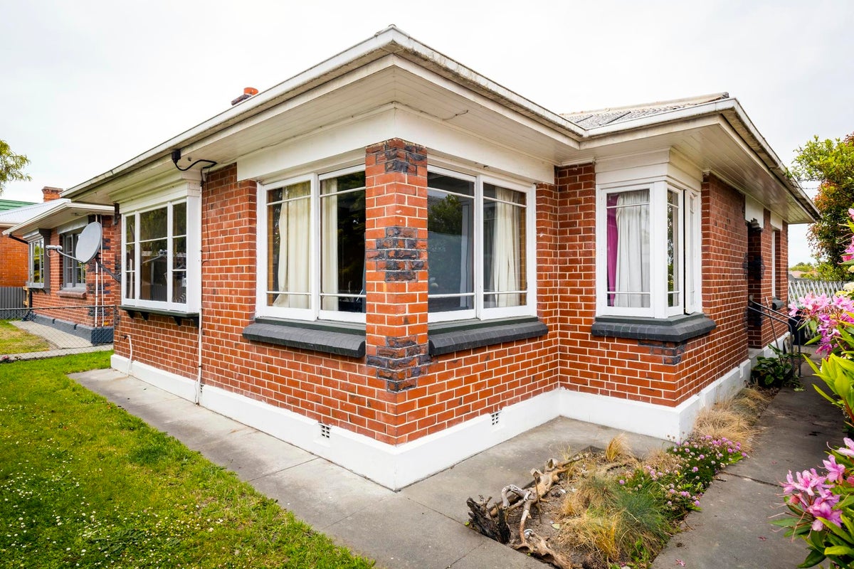 142 Church Street, Seaview, Timaru - Carousel 1