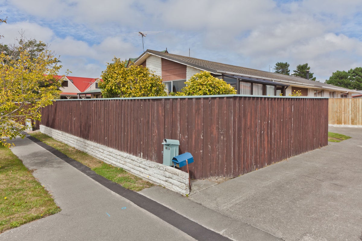 1/25 Cowes Street, Avondale, Christchurch - Carousel 12