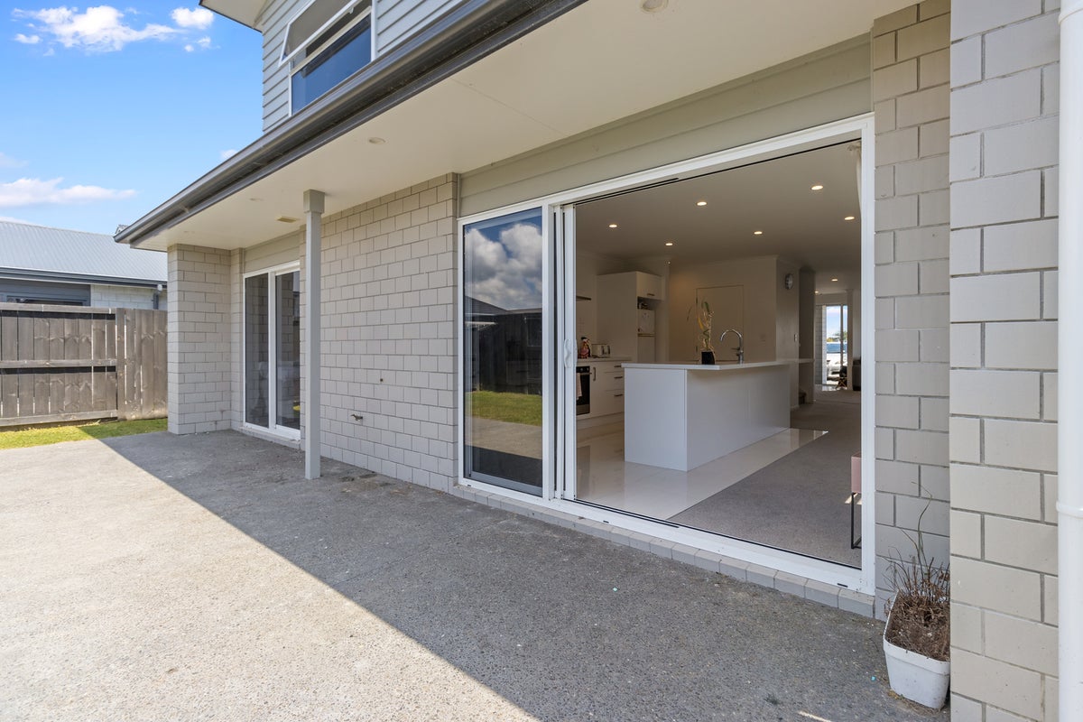 42 Probert Crescent, Chartwell, Hamilton - Carousel 15