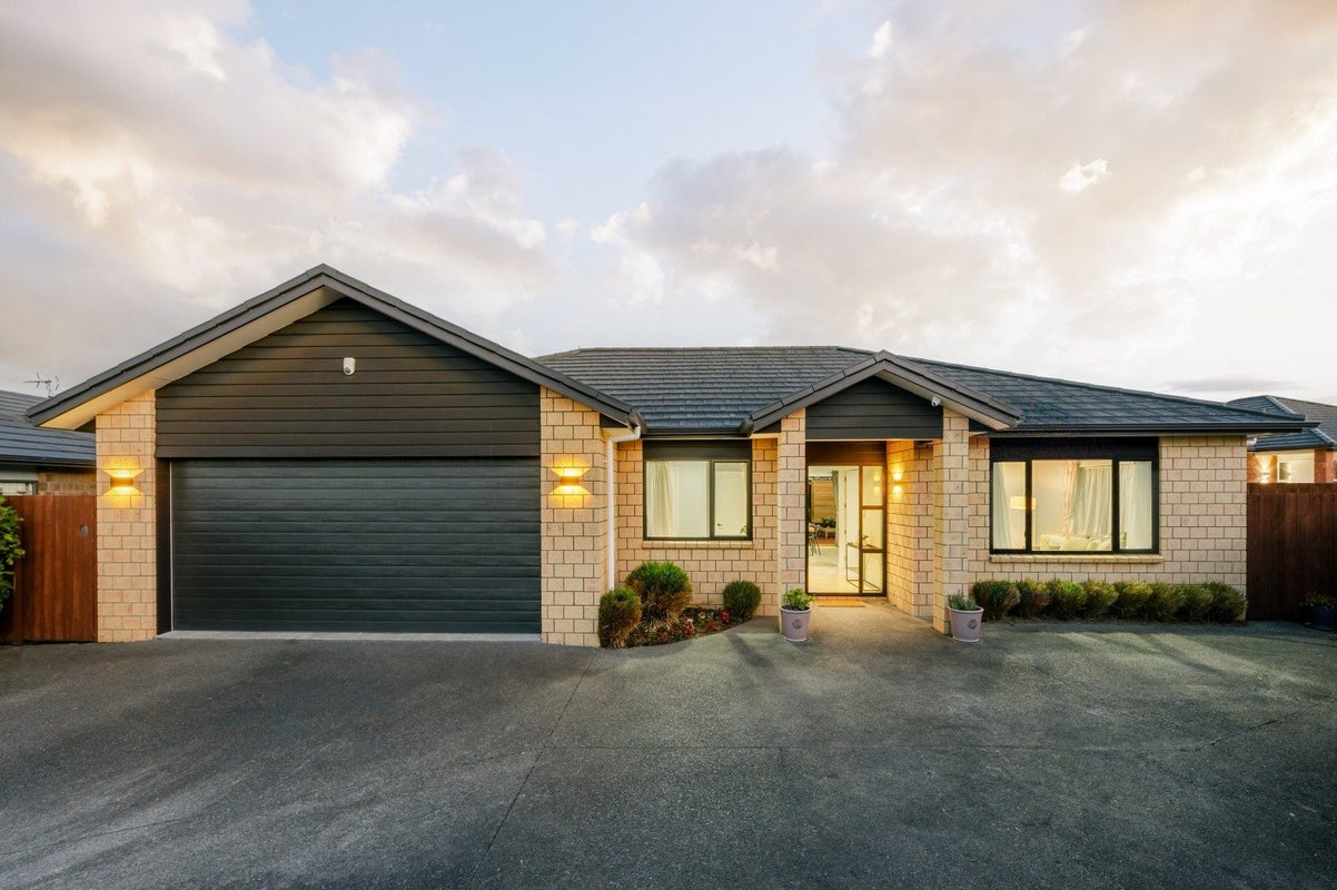 7 Hampshire Court, Flagstaff, Hamilton - Carousel 1