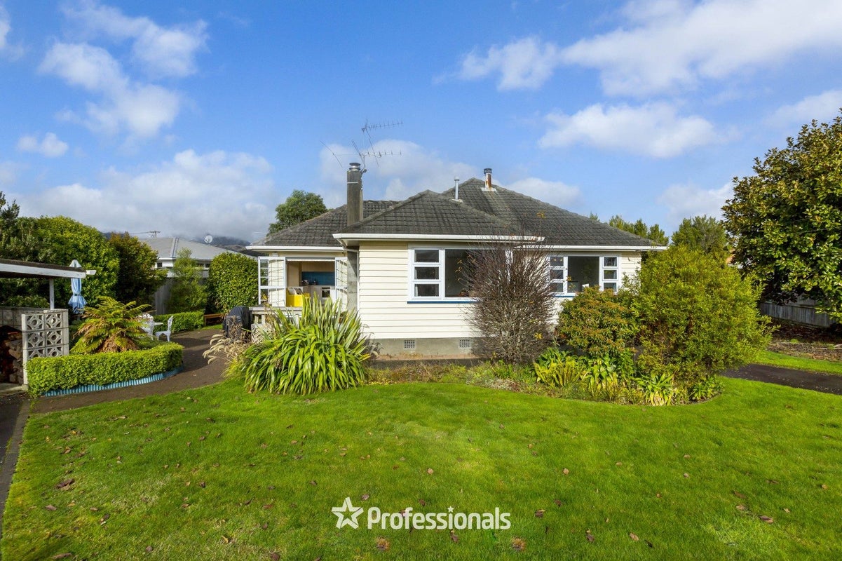 7 Te Puni Grove, Elderslea, Upper Hutt - Carousel 2