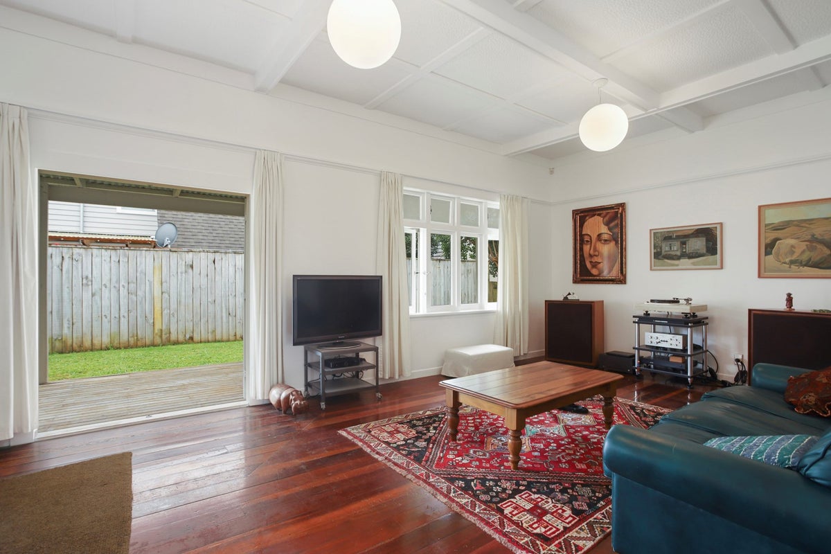 11 Fairholme Avenue, Epsom, Auckland - Carousel 2