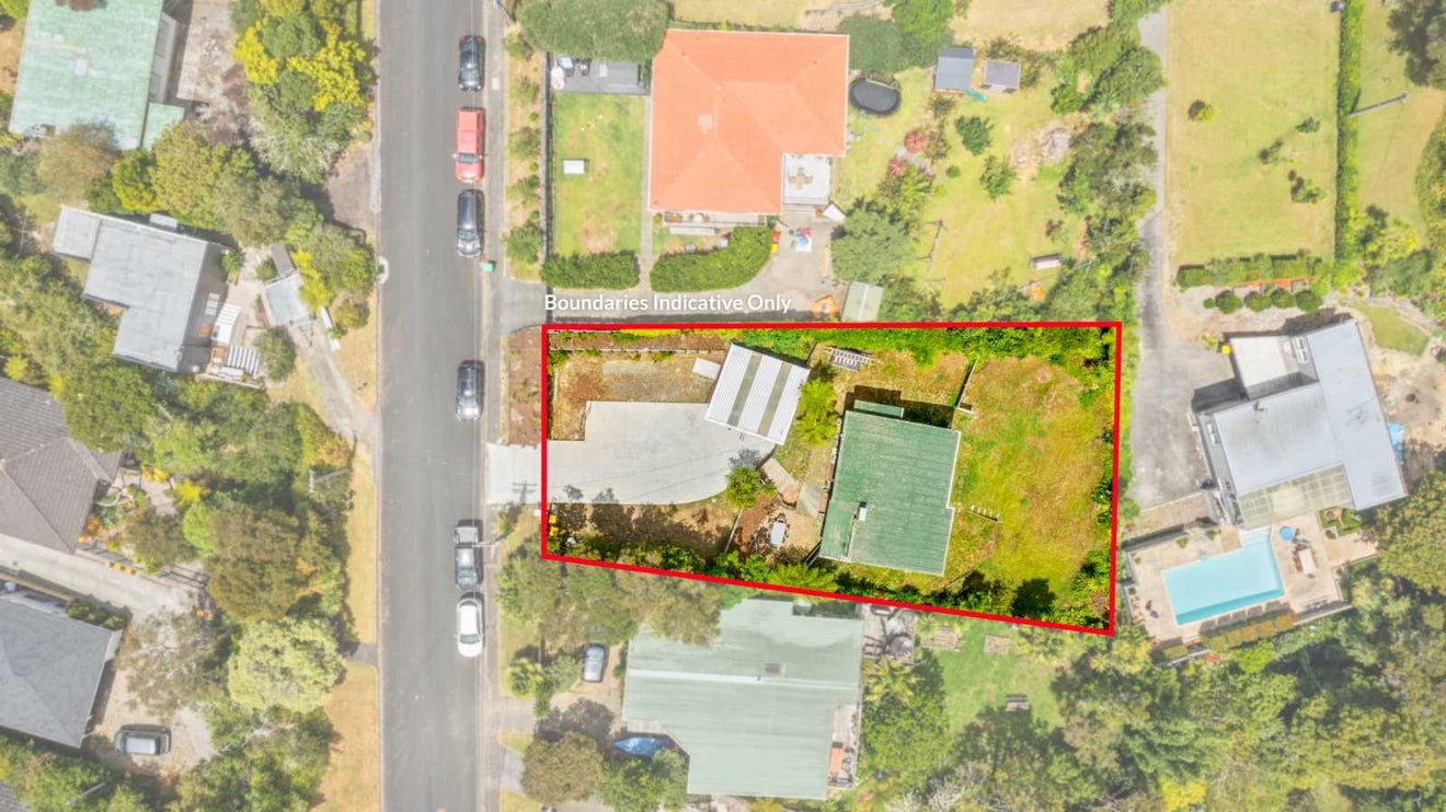 14 Fairmount Road, Titirangi, Auckland - Carousel 1