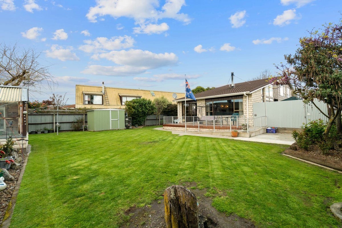 3 Guise Lane, Hillmorton, Christchurch - Carousel 2