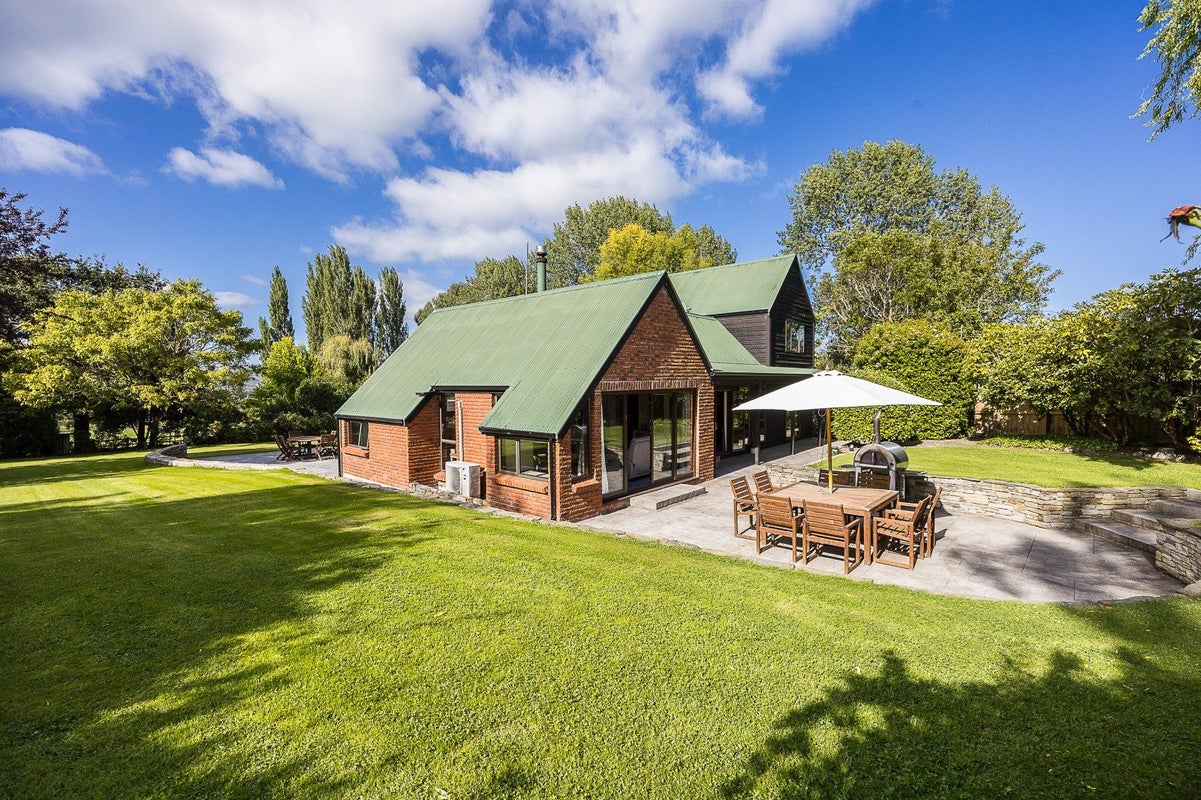 452 Outram-Mosgiel Road, Riverside, Outram - Carousel 1