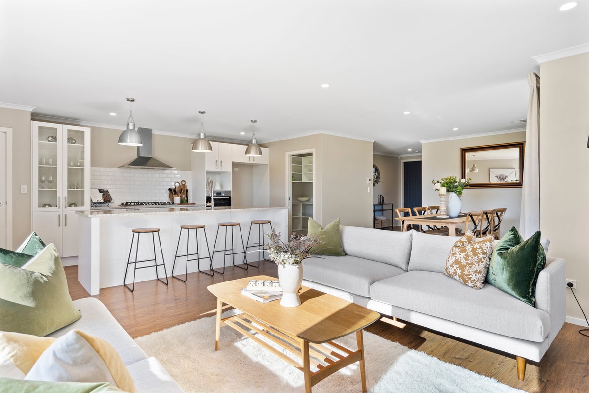 10 Jarrett Terrace, Leamington, Cambridge - Carousel 2
