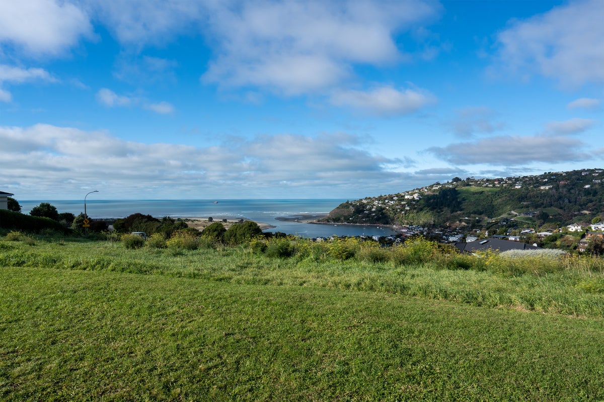 80 Glenstrae Road, Redcliffs, Christchurch - Carousel 1