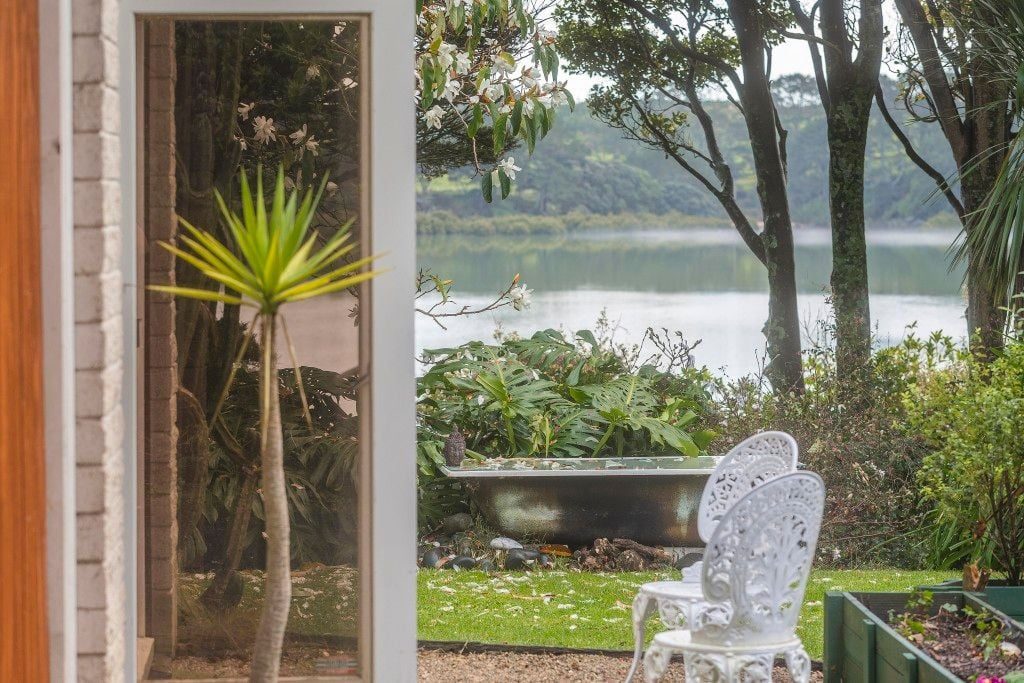 82 Waitangi Falls Road, Waiuku - Carousel 2