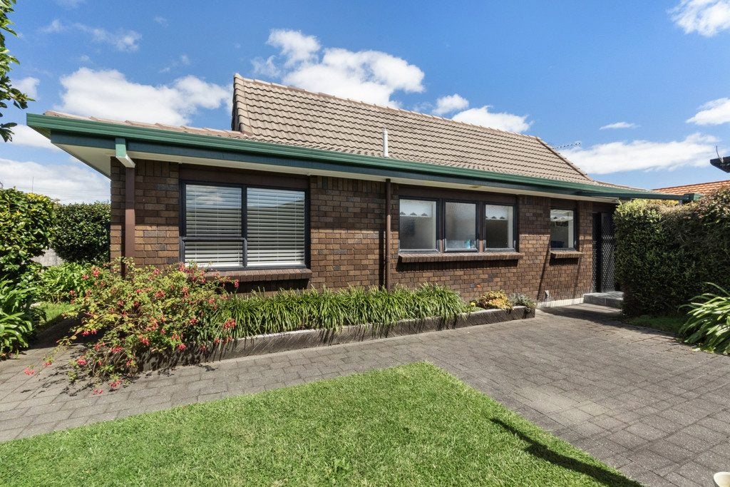 12B Taylor Terrace, St Andrews, Hamilton - Carousel 2