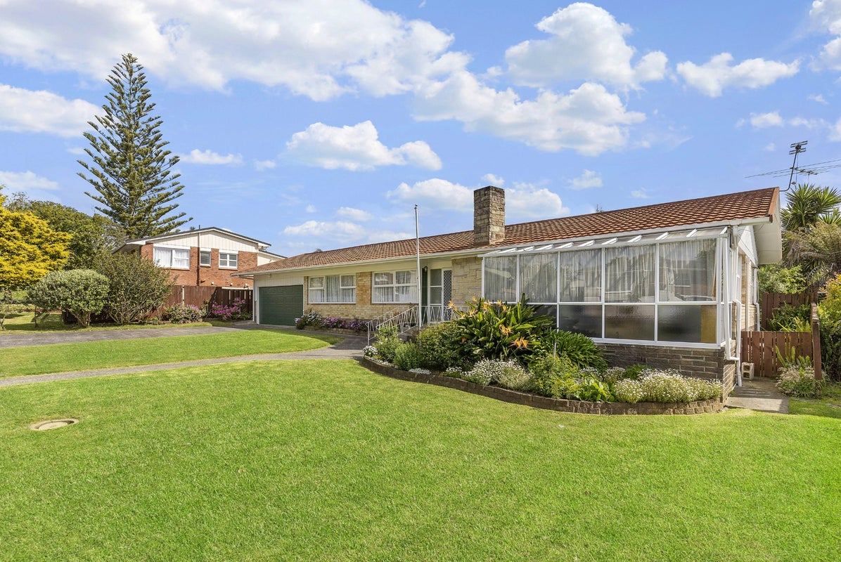 4 Juliet Avenue, Howick, Auckland - Carousel 2