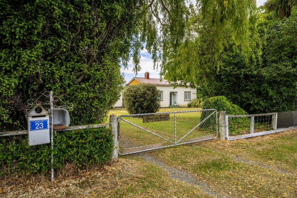 23 Settlement Road, Waimate, Waimate - Carousel 1