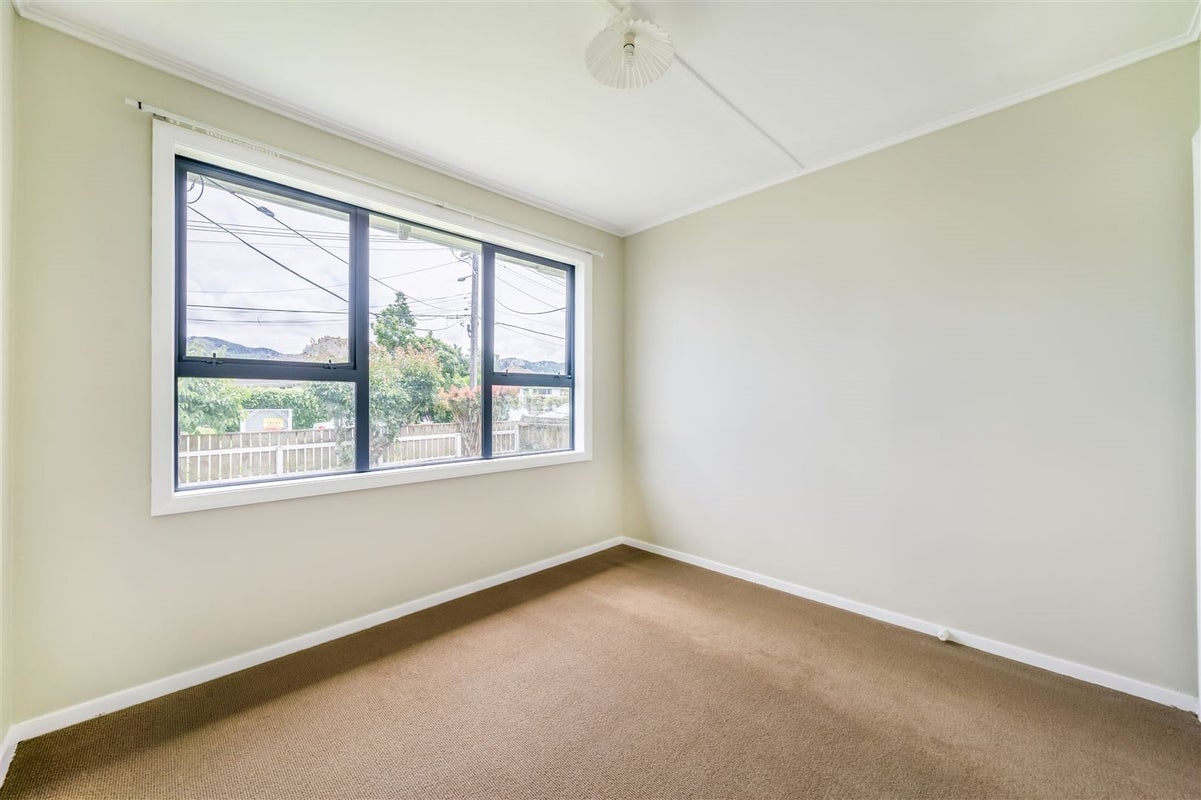 45A Thackeray Street, Trentham, Upper Hutt - Carousel 33