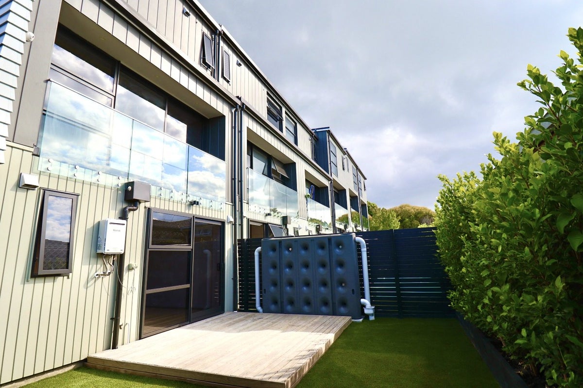 3F Wilbur Place, Pakuranga Heights, Auckland - Carousel 2
