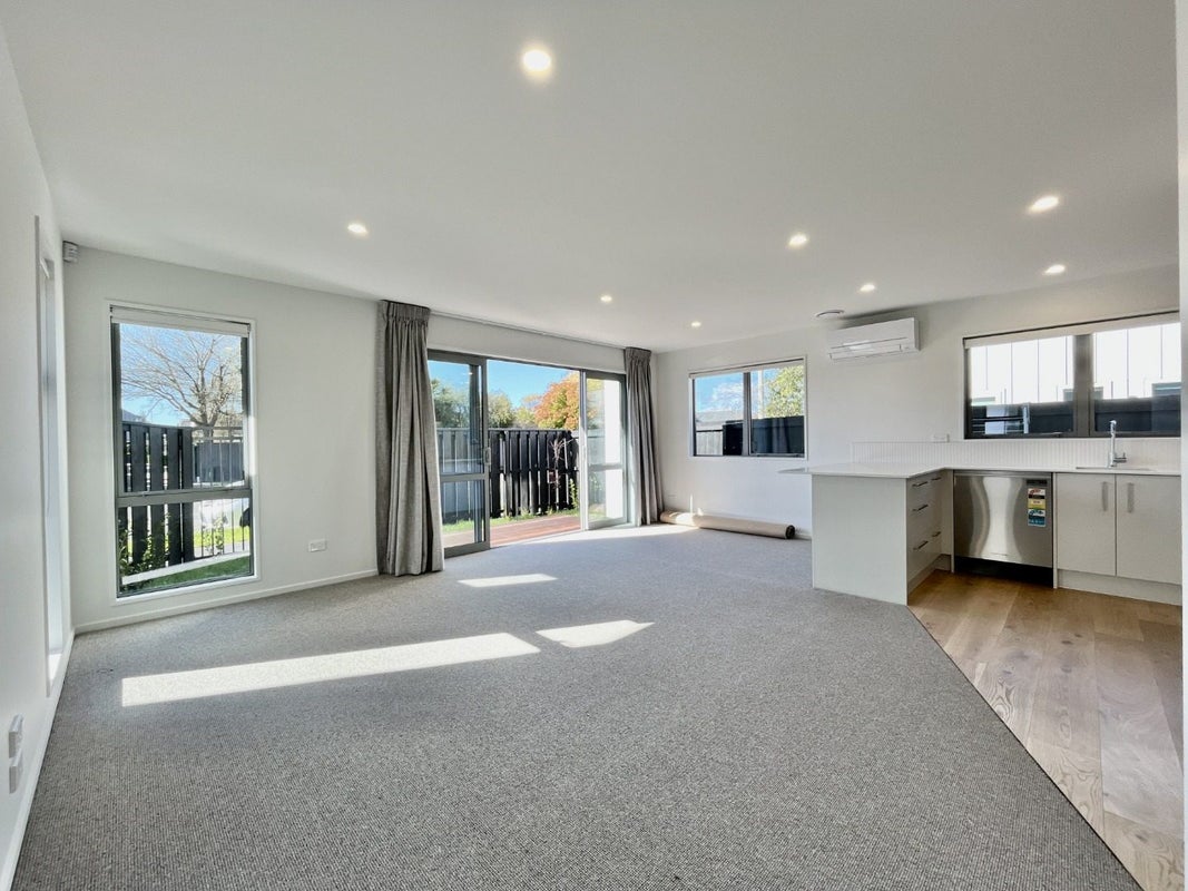 4/293 Lyttelton Street, Spreydon, Christchurch - Carousel 1
