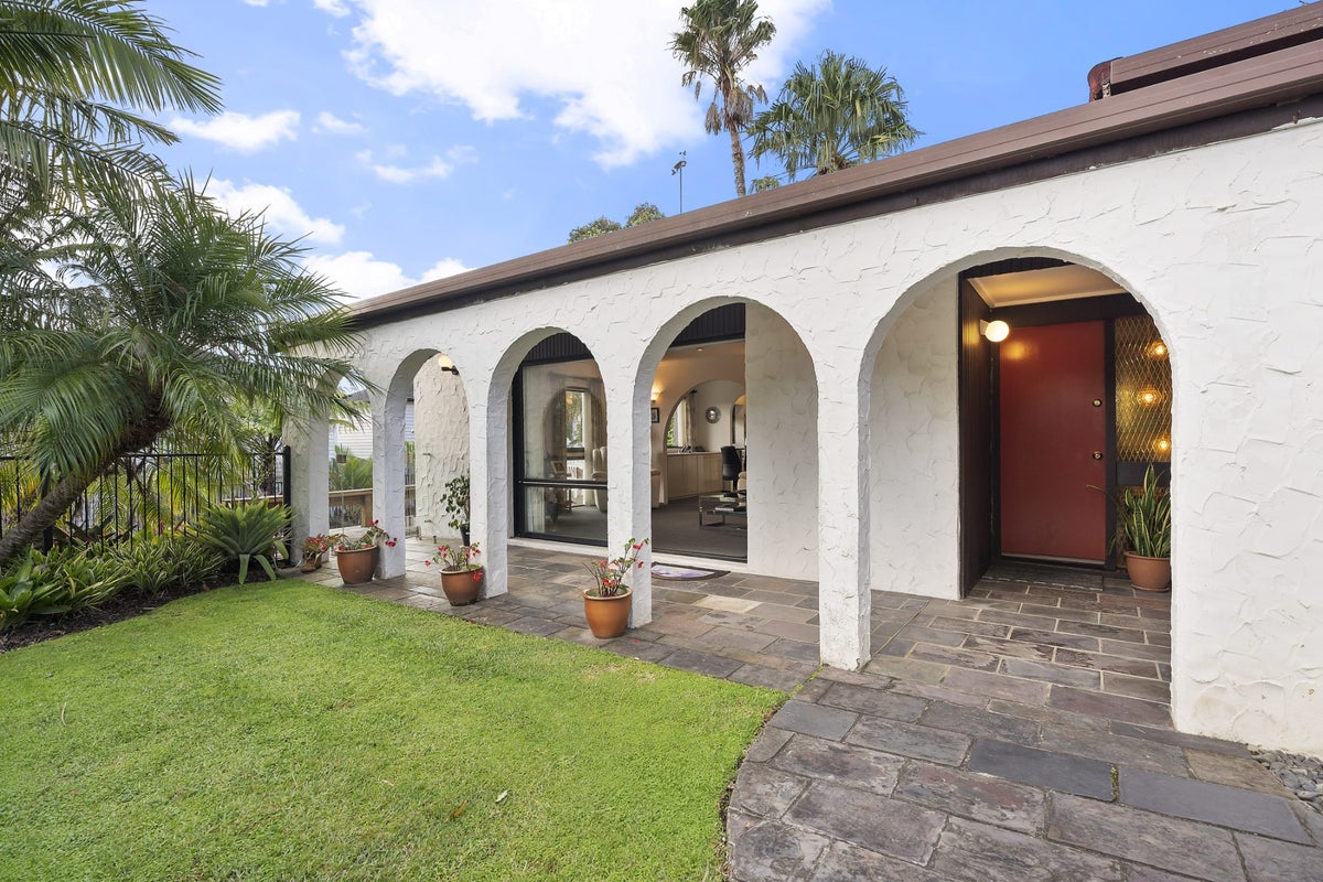 21 Lingham Crescent, Torbay, Auckland - Carousel 1