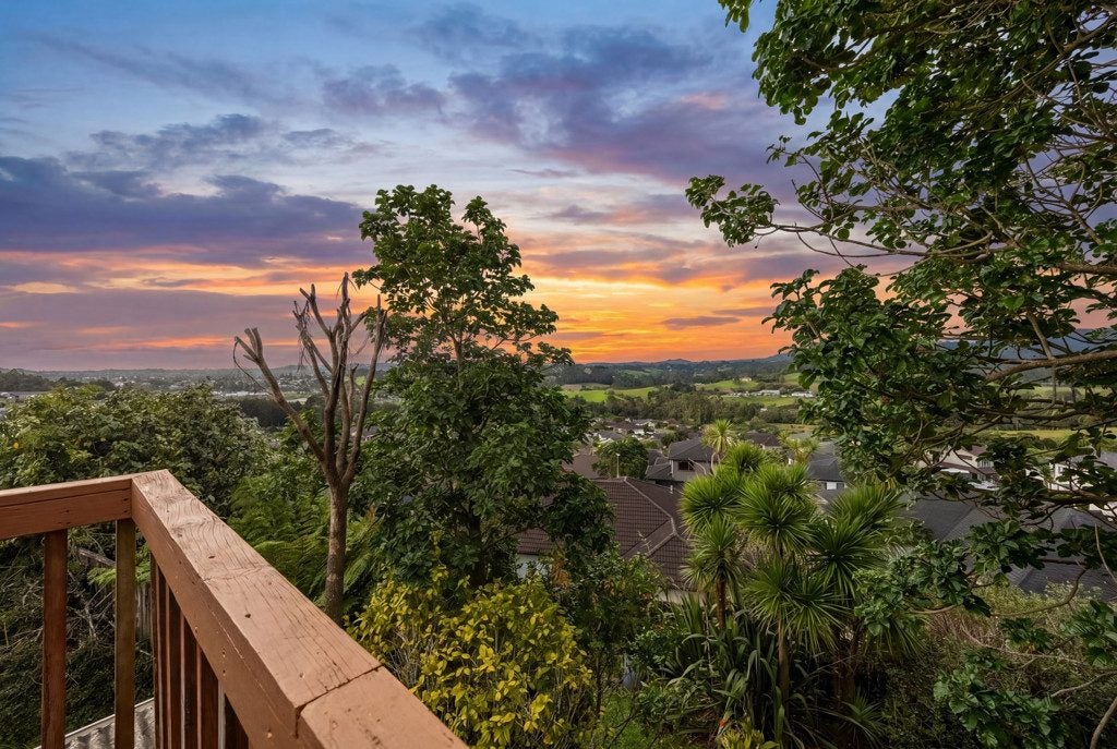 272 Sturges Road, Henderson, Auckland - Carousel 1