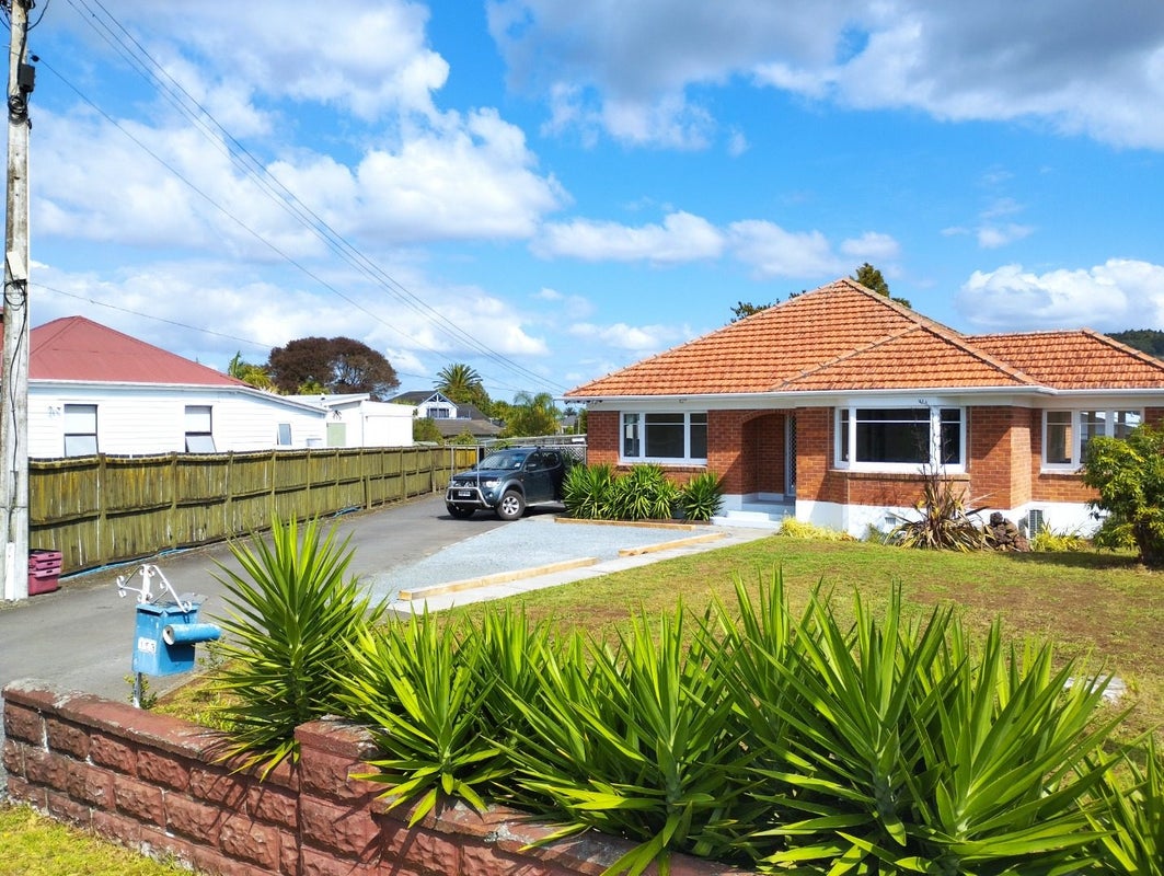163 Kamo Road, Kensington, Whangarei - Carousel 1