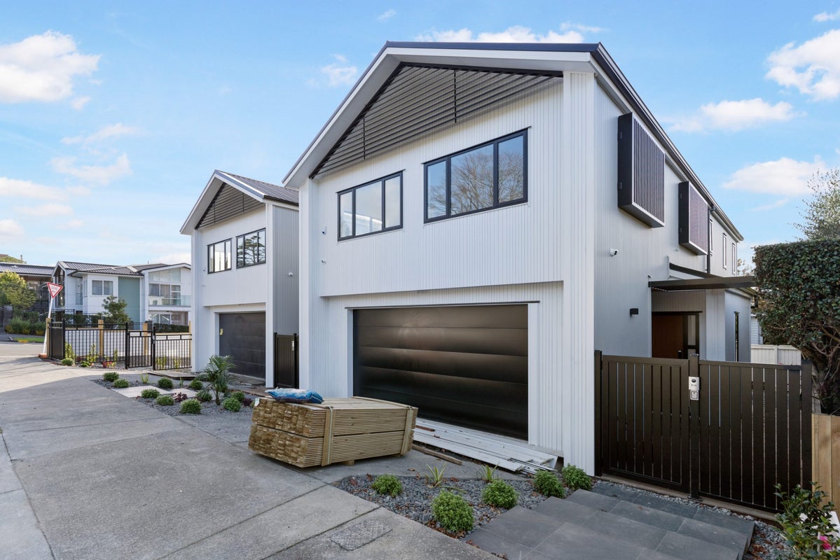 16 Rangitoto Avenue, Remuera, Auckland - Carousel 2