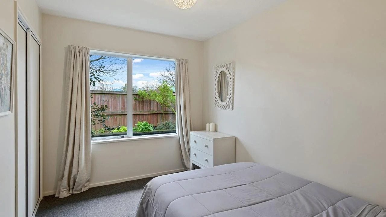 2/24A Croziers Road, St Albans, Christchurch - Carousel 9
