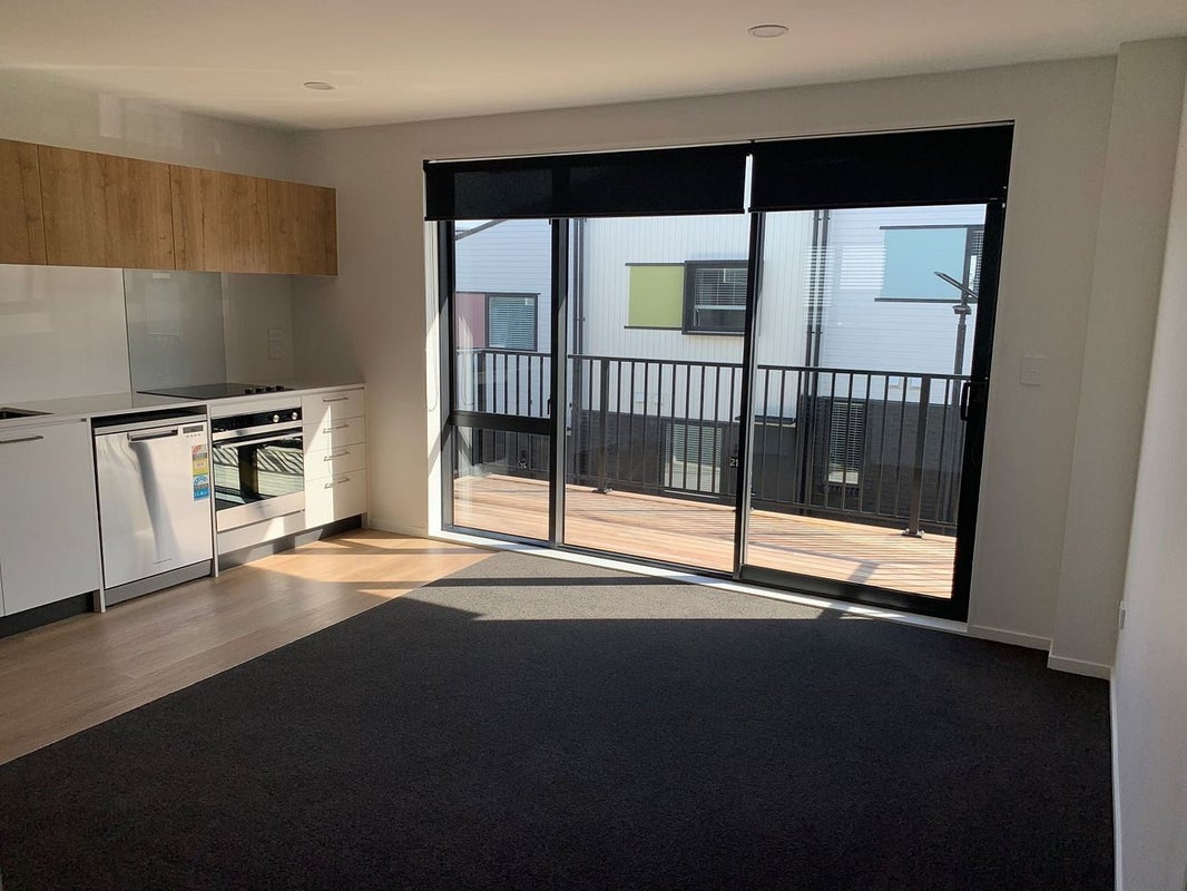 24 Panoni Lane, Howick, Auckland - Carousel 1