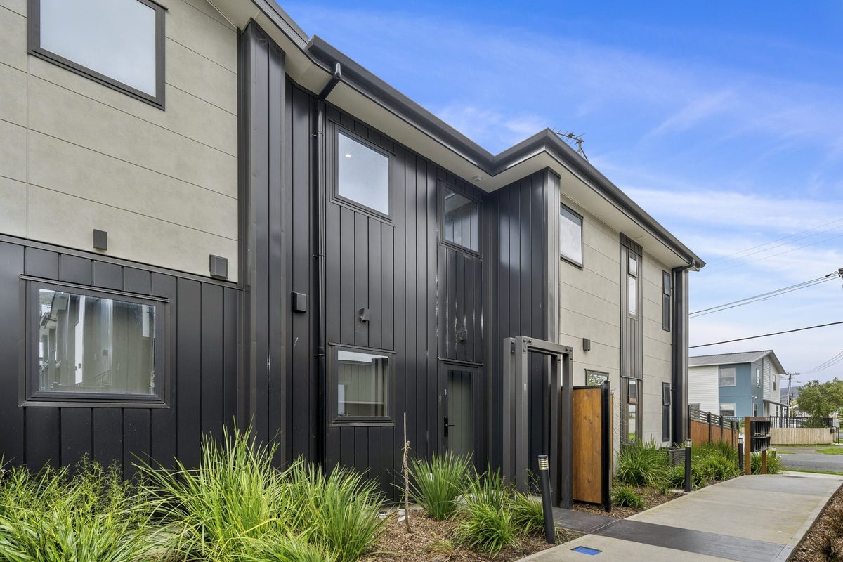 3/11 Macky Street, Taita, Lower Hutt - Carousel 1