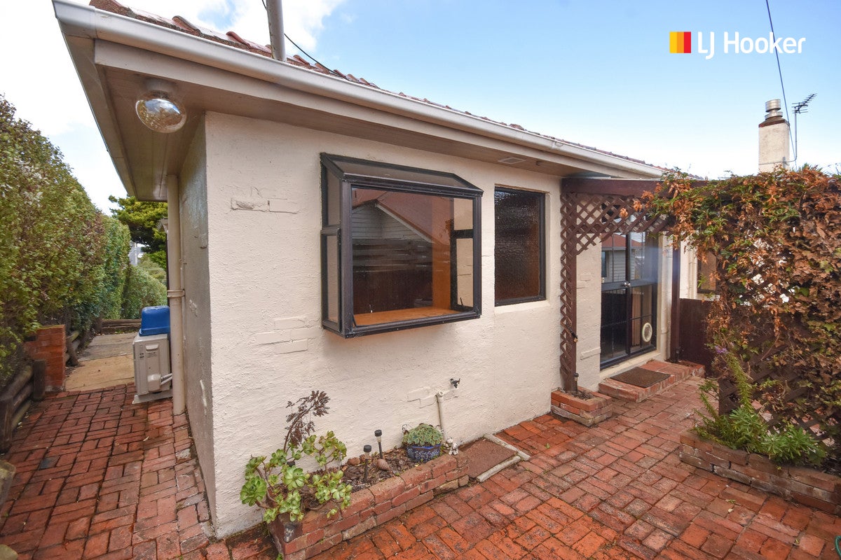 8 Hunt Street, Andersons Bay, Dunedin - Carousel 2