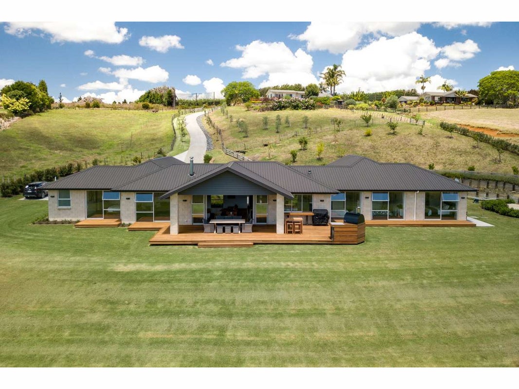 81 Conifer Lane, Kerikeri, Kerikeri - Carousel 1
