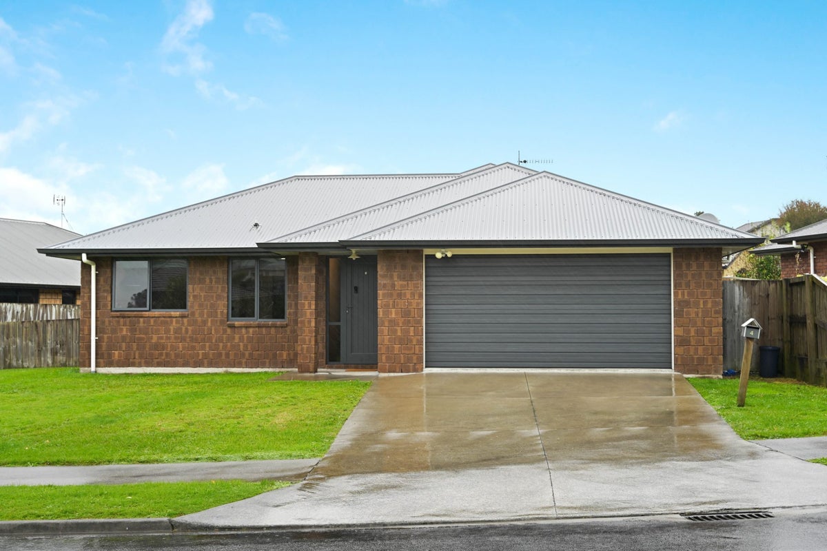 4 Max Landing, Grandview Heights, Hamilton - Carousel 1