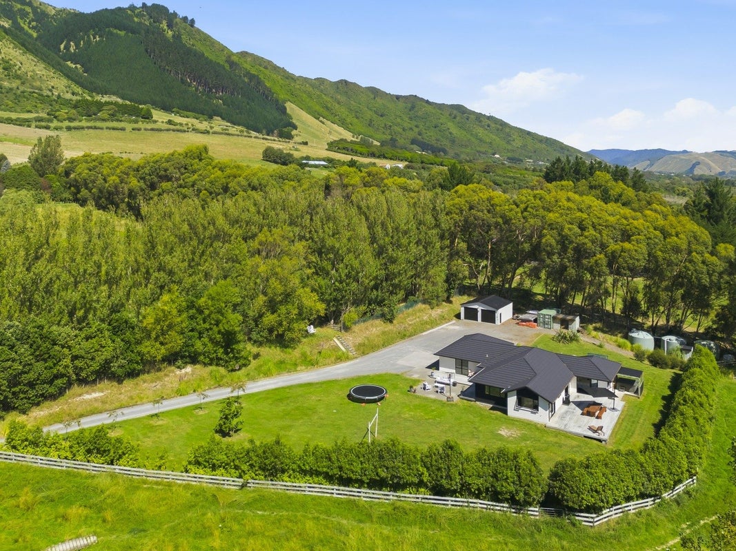 6 HADFIELD Road, Peka Peka, Waikanae - Carousel 1