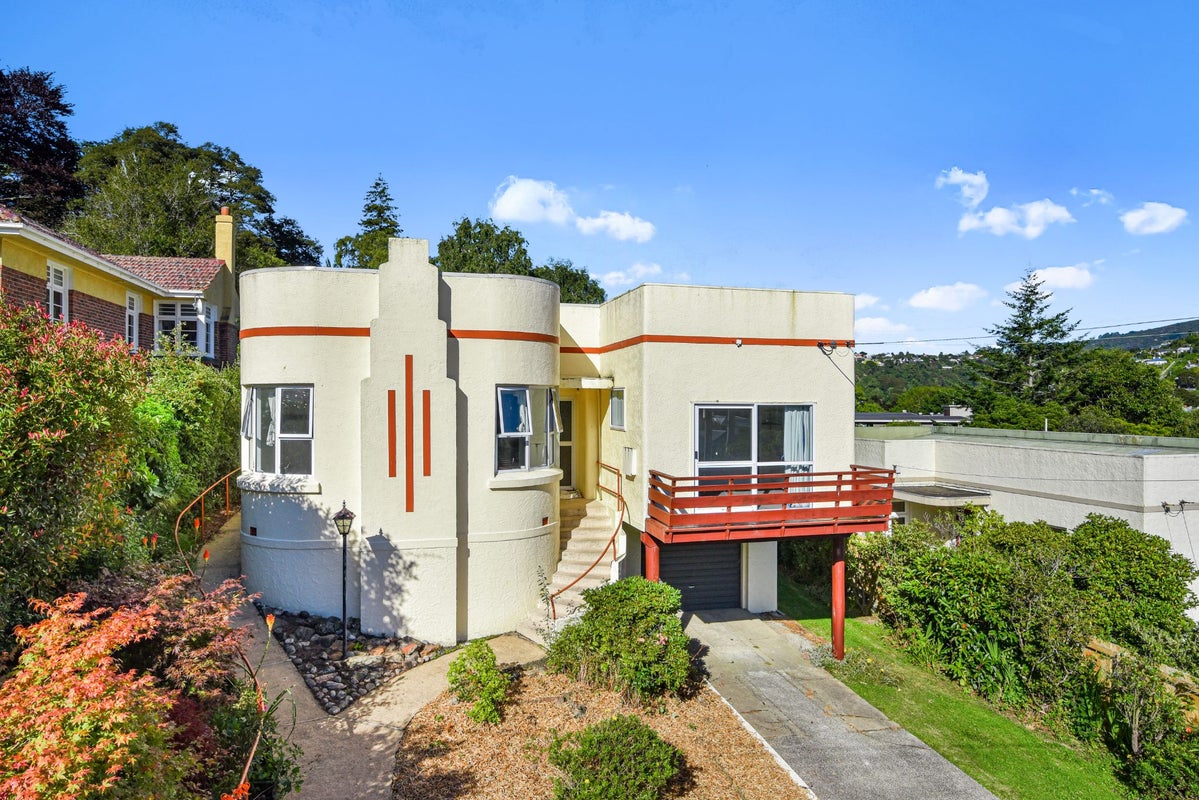 36 Glendining Avenue, North East Valley, Dunedin - Carousel 1