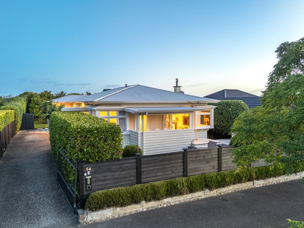 54 Miller Street, Point Chevalier, Auckland - Carousel 1