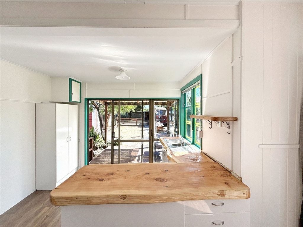 13 Pannell Avenue, Wainoni, Christchurch - Carousel 2