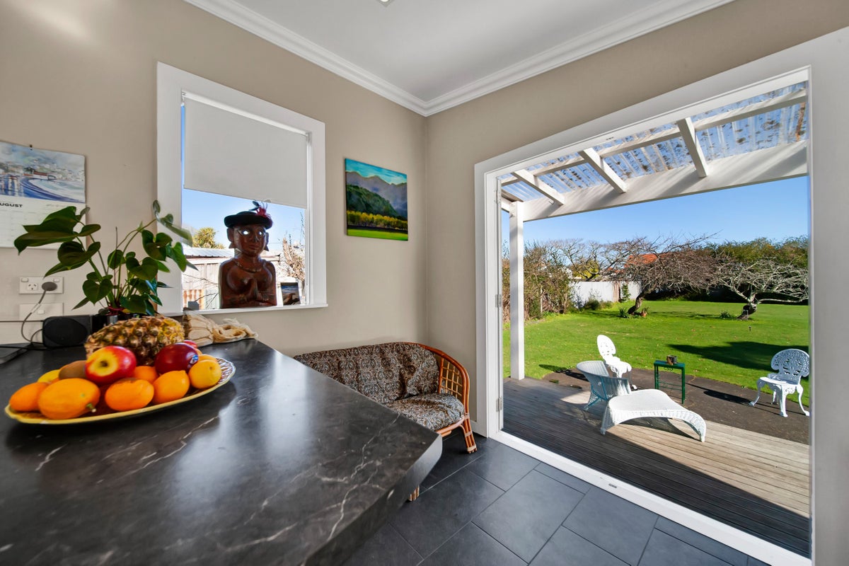5 Field Street, Aramoho, Whanganui - Carousel 2