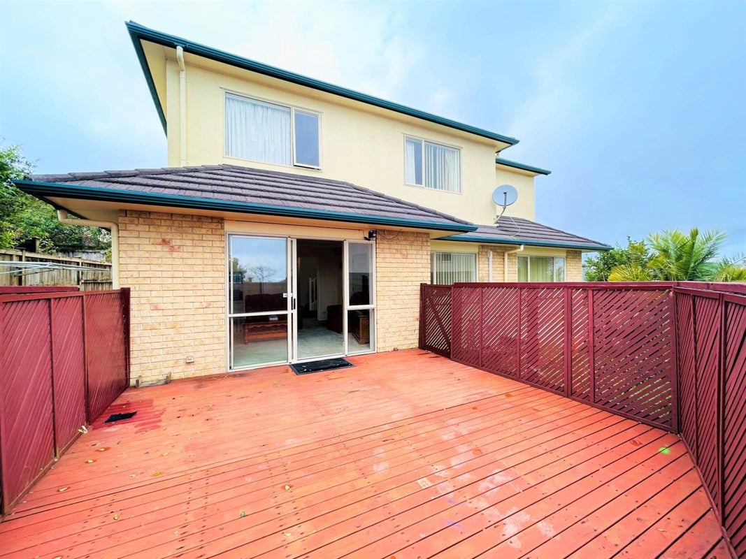11 Belsera Court, Northpark, Auckland - Carousel 2
