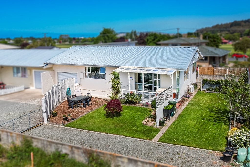 8B Kenilworth Road, Oamaru North, Oamaru - Carousel 1