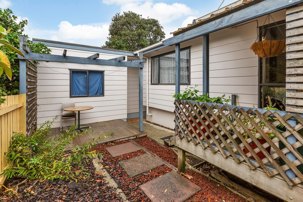 4A Montgomery Avenue, Onerahi, Whangarei - Carousel 2