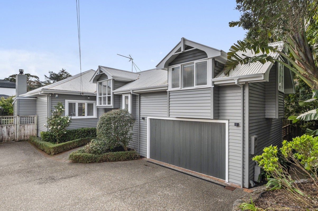 8 Hasbury Avenue, Epsom, Auckland - Carousel 1