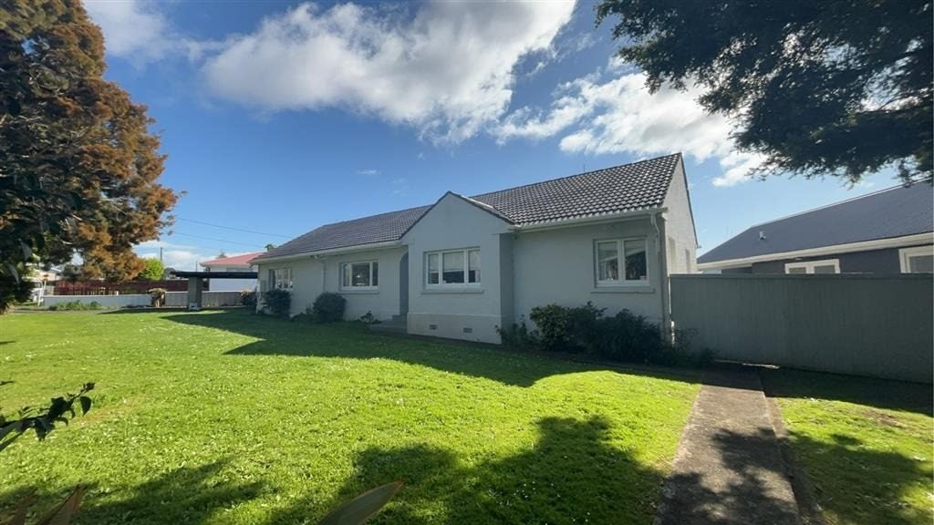 16 Cairnfield Road, Kensington, Whangarei - Carousel 1
