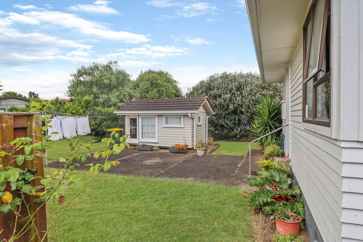 36 Sullivan Avenue, Mangere Bridge, Auckland - Carousel 11