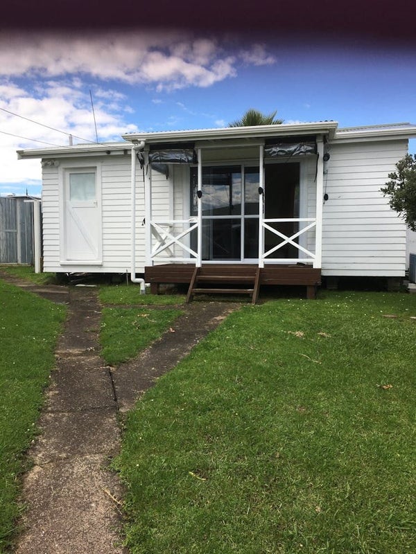 24 Stanton Terrace, Lynfield, Auckland - Carousel 2