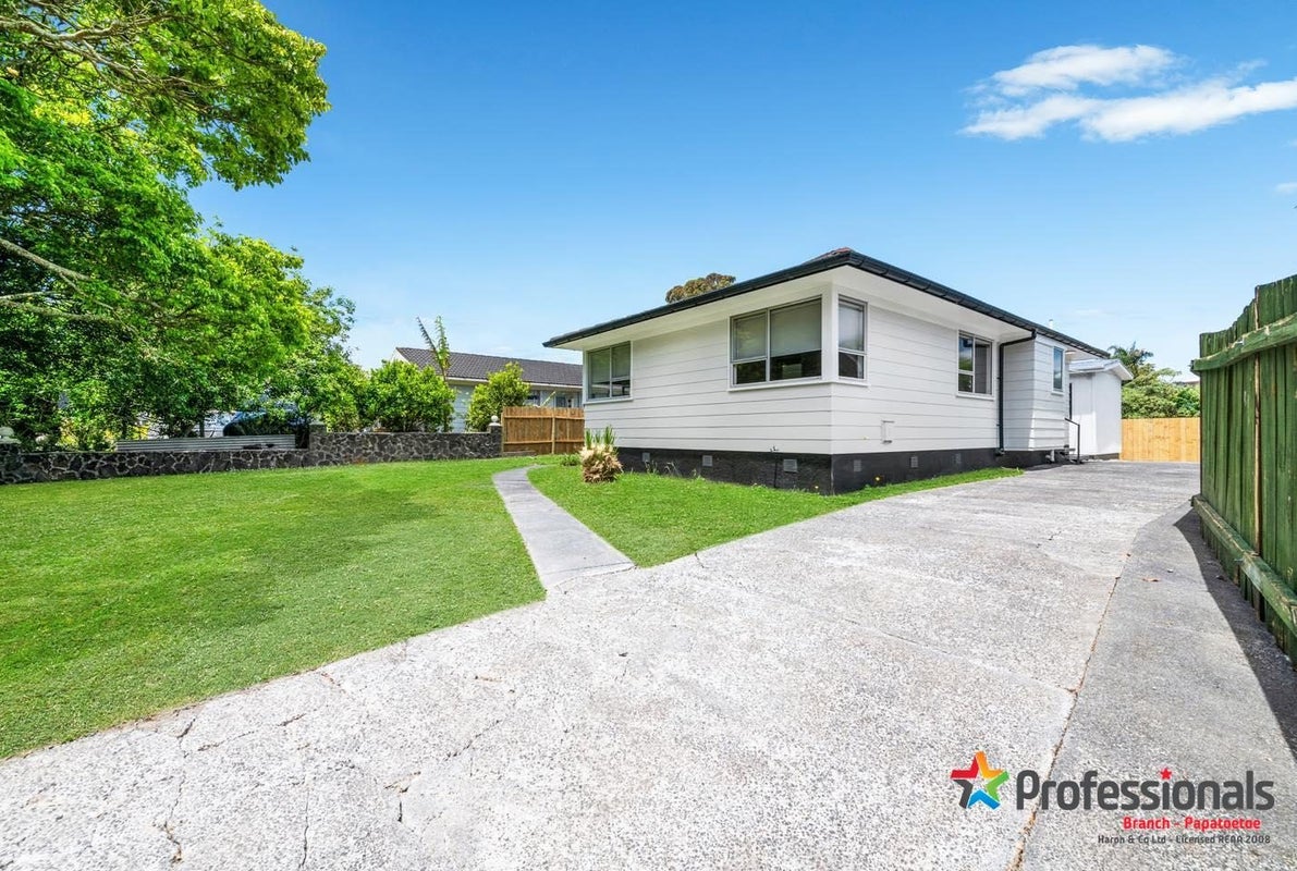 2 Misty Place, Papatoetoe, Auckland - Carousel 1
