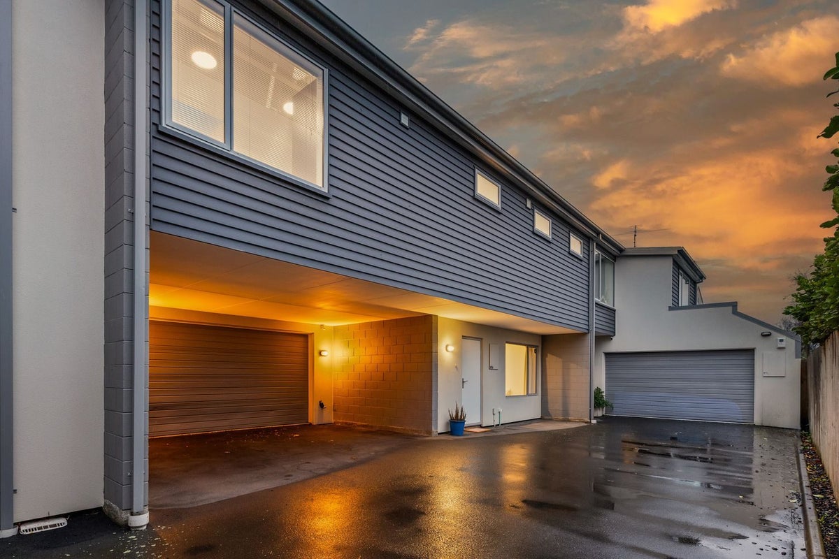 87B Canon Street, St Albans, Christchurch - Carousel 1