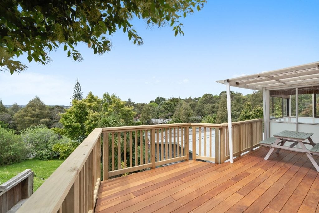 204 Old Titirangi Road, Titirangi, Auckland - Carousel 1