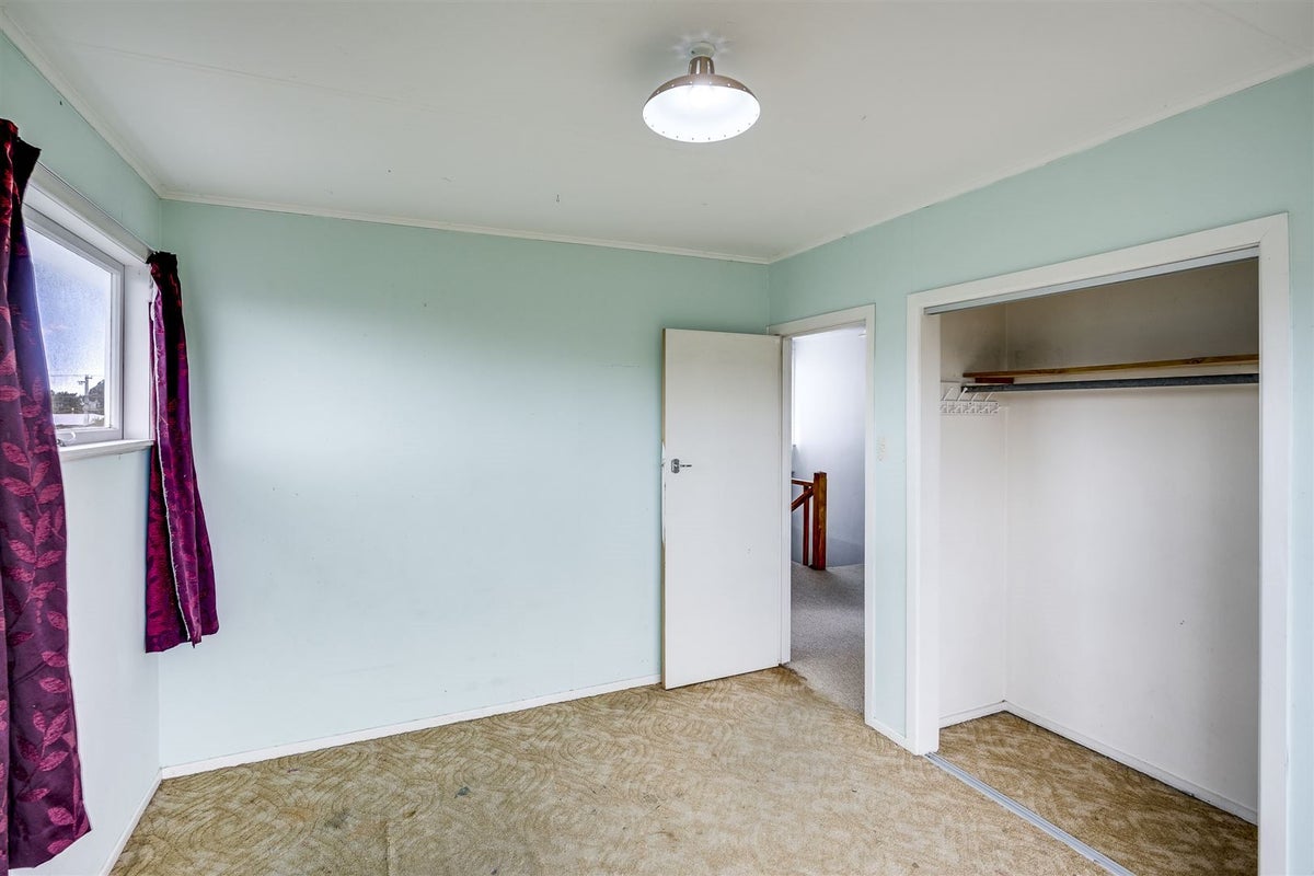56 Jervois Road, Jervoistown, Napier - Carousel 12