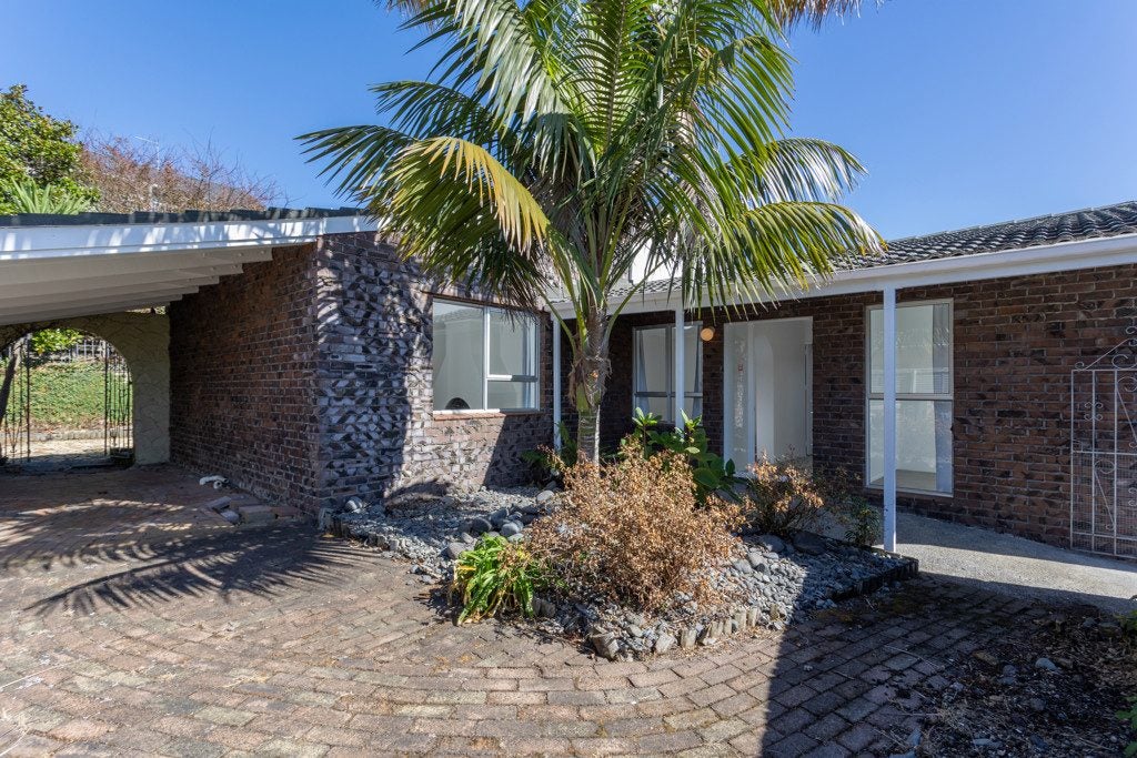 36 Stapleford Crescent, Browns Bay, Auckland - Carousel 18