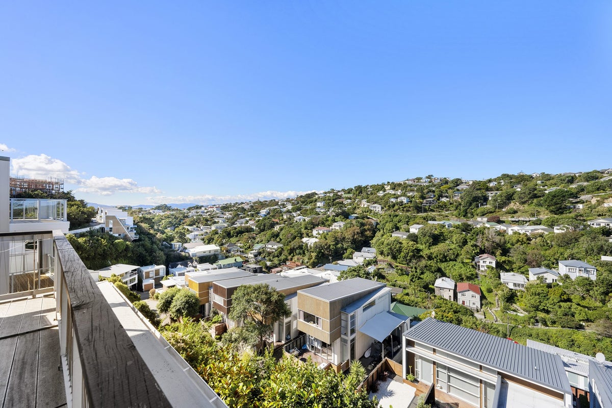 71 Tiketike Way, Brooklyn, Wellington - Carousel 2