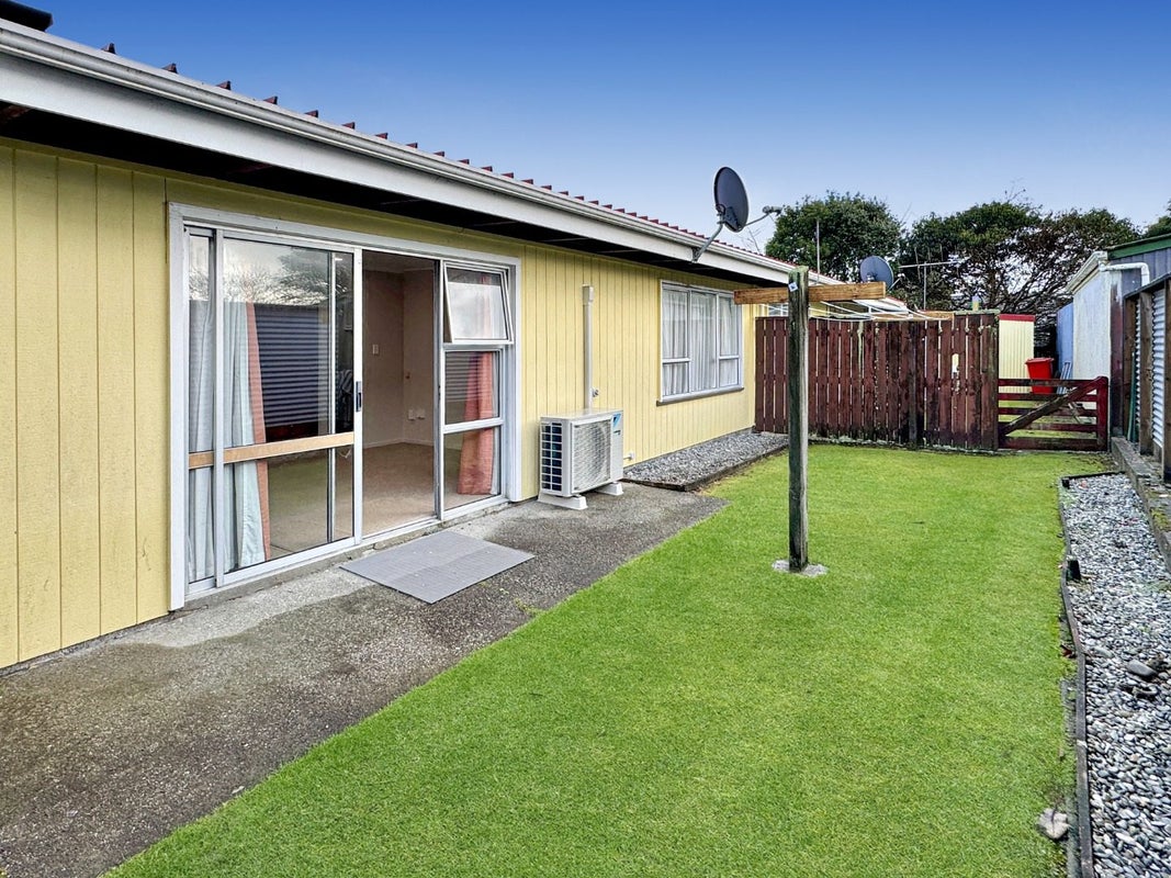 87A Sale Street, Hokitika, Hokitika - Carousel 1