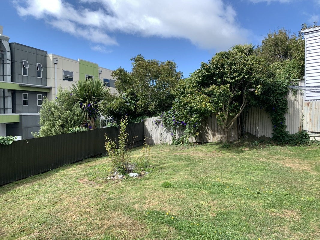 213 Adelaide Road, Newtown, Wellington - Carousel 12