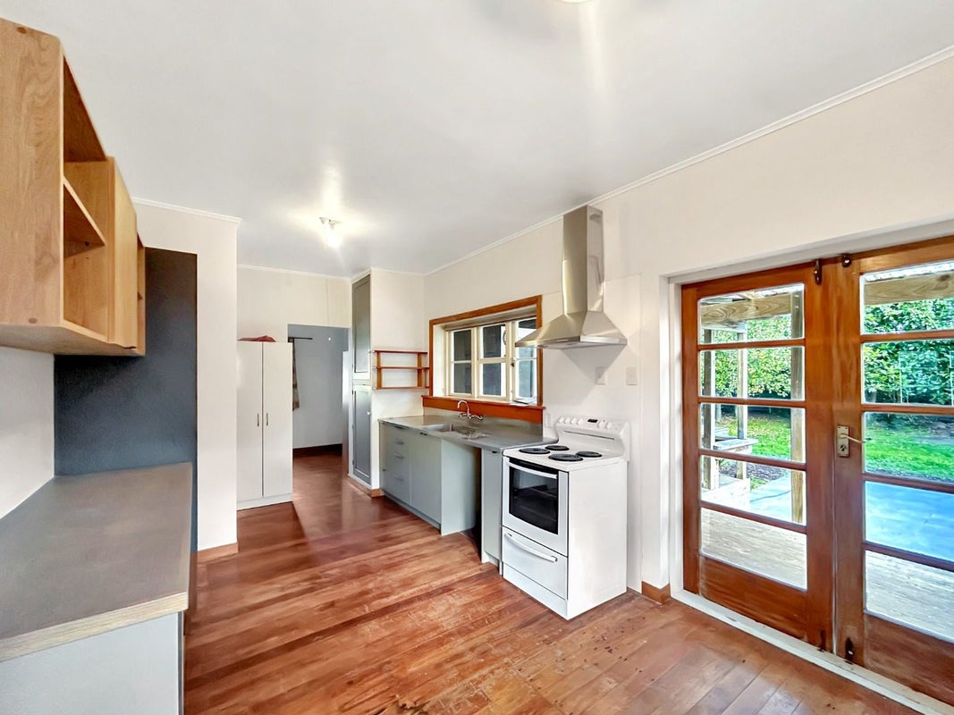 172 Cook Street, West End, Palmerston North - Carousel 2
