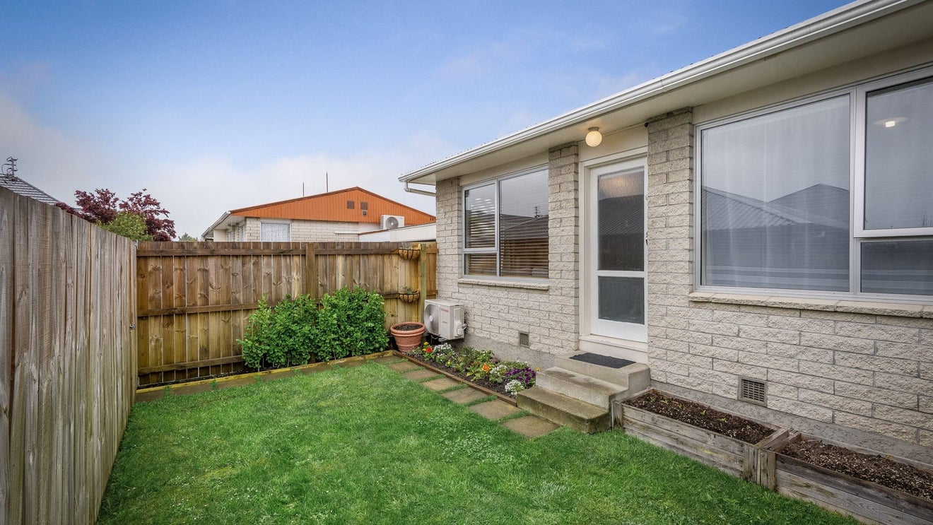5/153 Clarence Street, Riccarton, Christchurch - Carousel 1